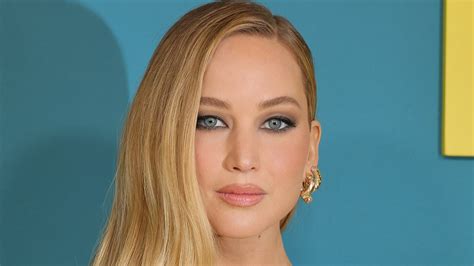 jennifer lawrence naked in film|As Jennifer Lawrence shocks fans with full